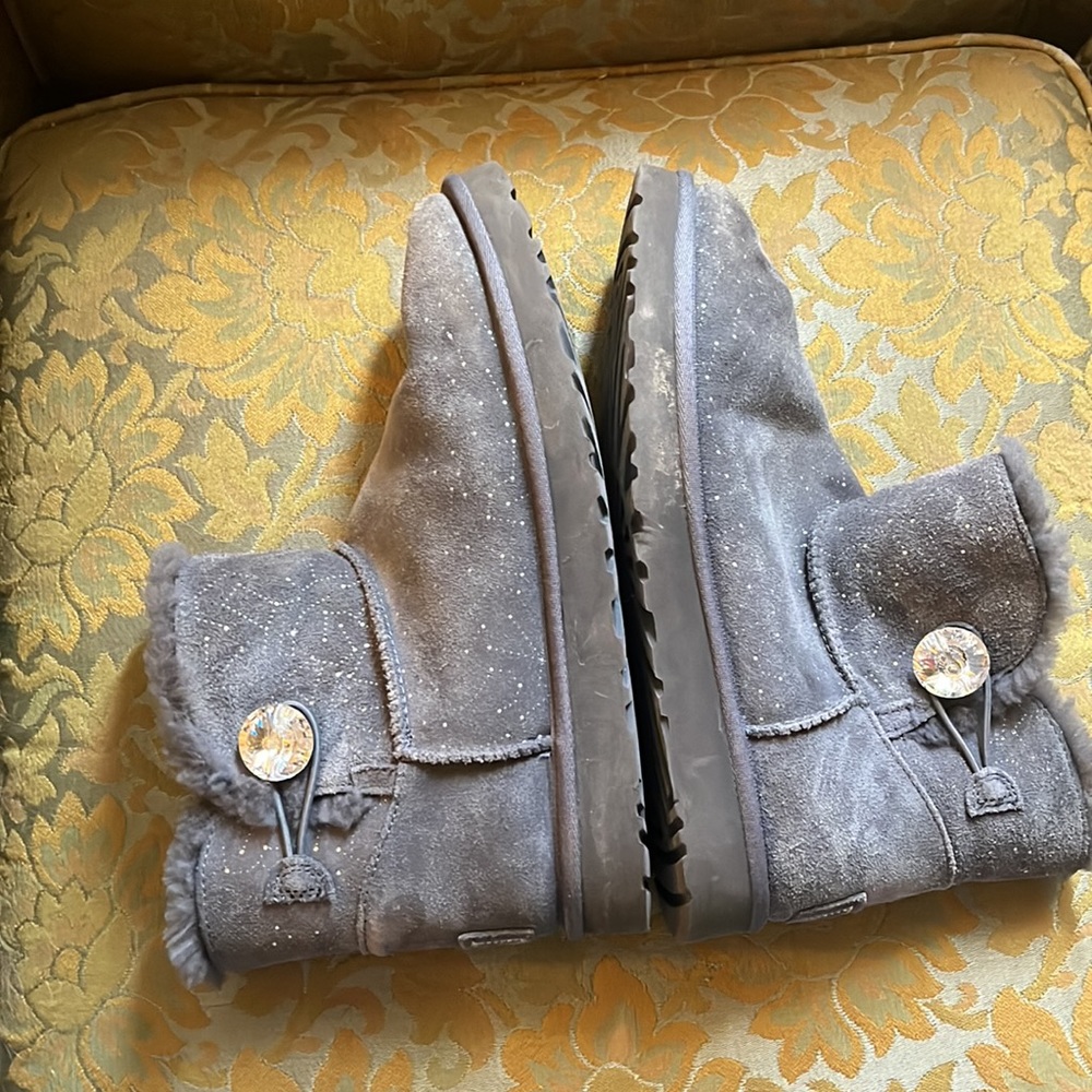 UGG MINI BAILEY BUTTON BLING CONSTELLATION